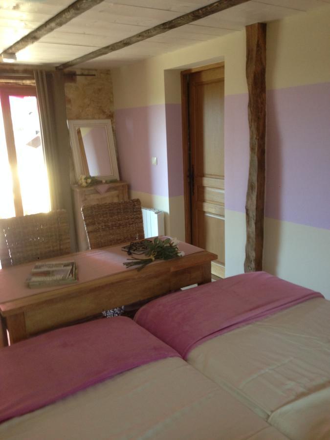 Bed and Breakfast Lo Petit Cretsou Simeyrols Экстерьер фото