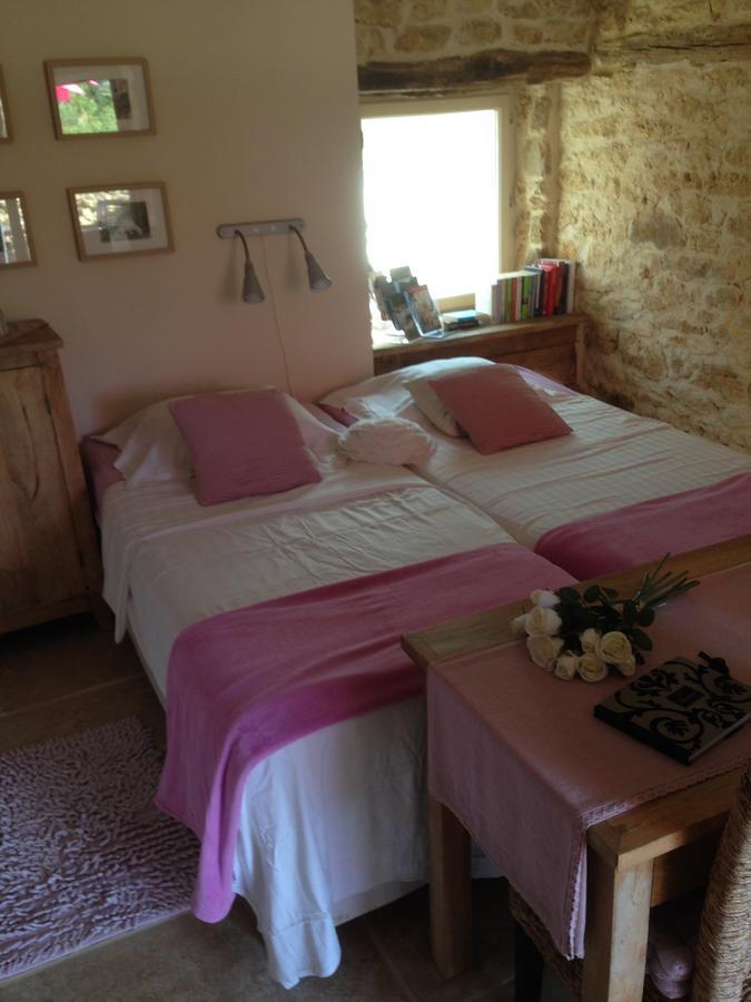 Bed and Breakfast Lo Petit Cretsou Simeyrols Экстерьер фото