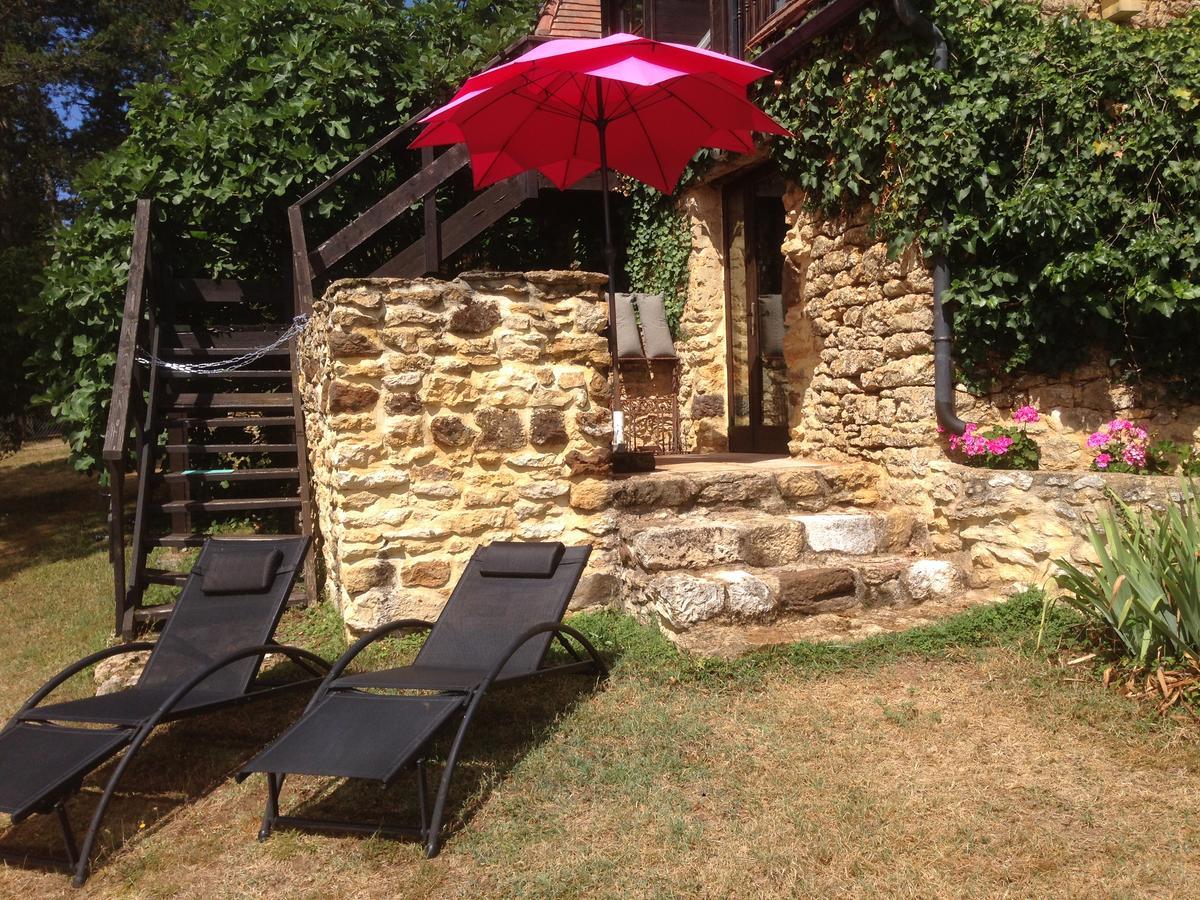 Bed and Breakfast Lo Petit Cretsou Simeyrols Экстерьер фото